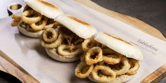 Bocadillo de calamares. Jesualdo Bermejo, del restaurante Tablafina, en el Hotel NH Madrid Nacional