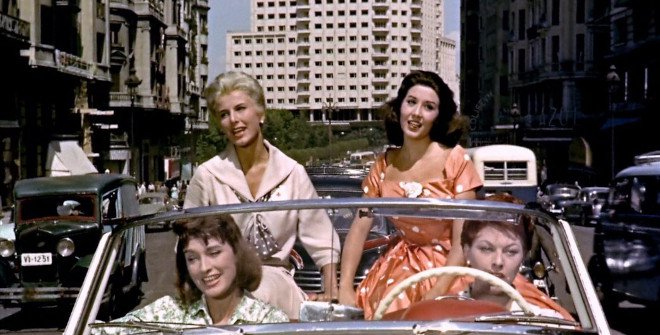 Fotograma de Las chicas de la Cruz Roja (1958) © Video Mercury Films
